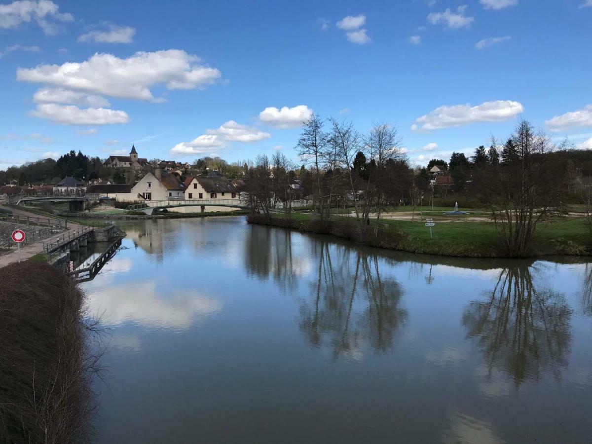 Les Lodges Du Canal Vue Sur Le Canal 罗尼 外观 照片