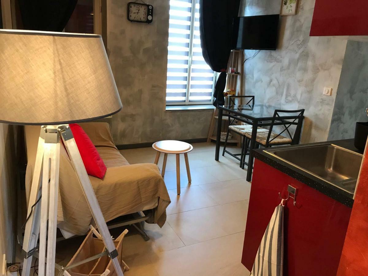 Les Lodges Du Canal Vue Sur Le Canal 罗尼 外观 照片